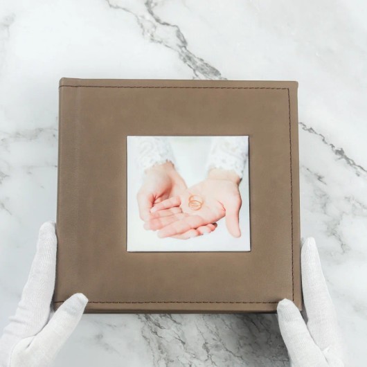 Luxury wedding album with Deluxe cover