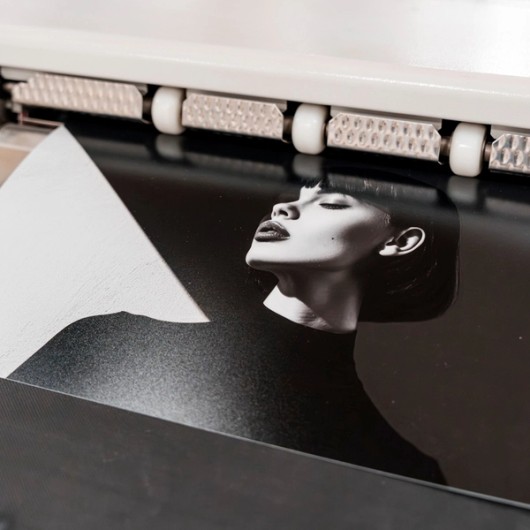 Zwart wit afbeelding vrouw