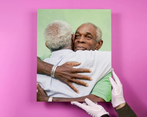 Photo Block sur mur rose