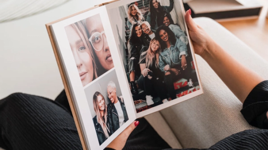 Fotobuch mit Menschen