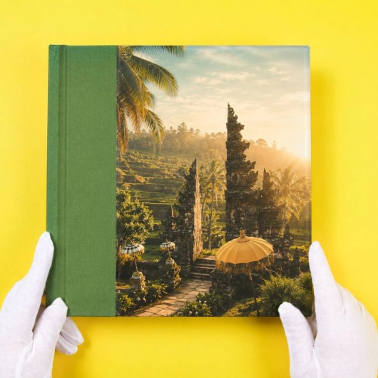 Premium hardcover fotoboek met linnen kaft en embossing