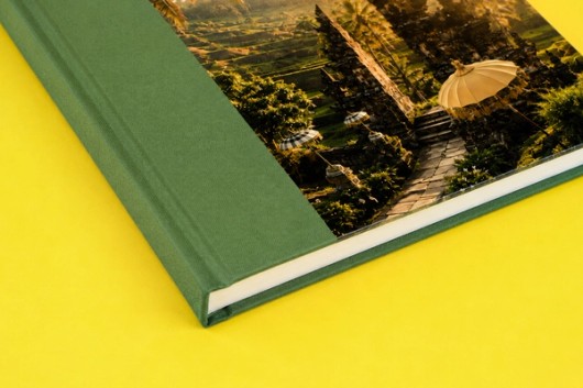 Hoek van een linnen Premium Fotoboek
