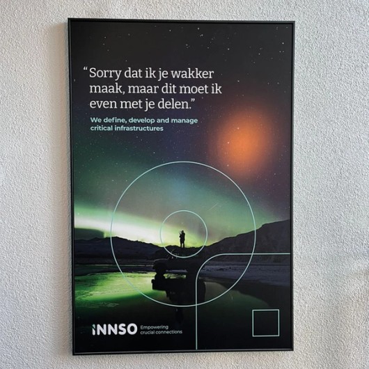 Innso wanddecoratie in gang